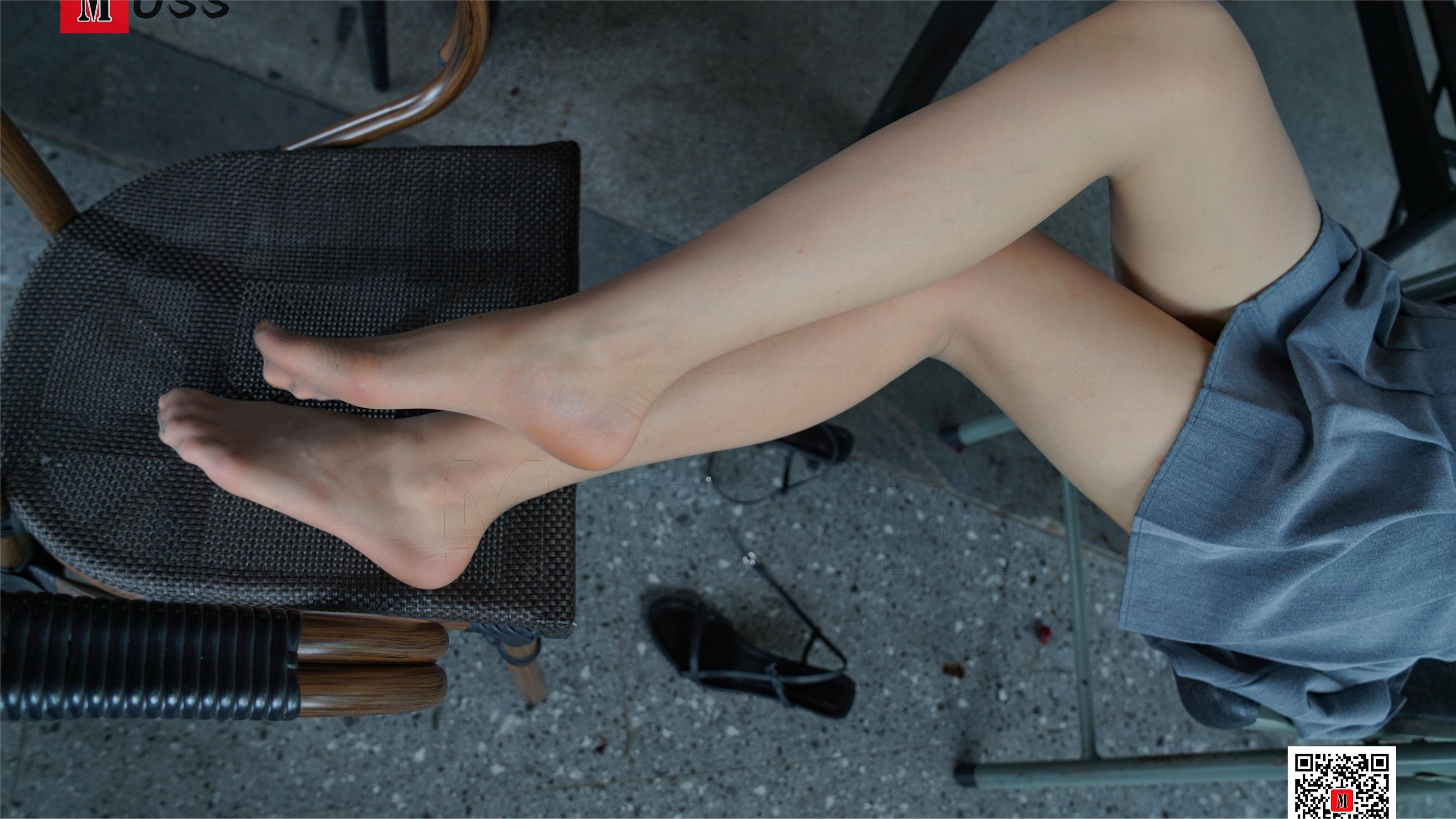 MussGirl慕丝女郎  NO.179 百褶裙凉高肉丝